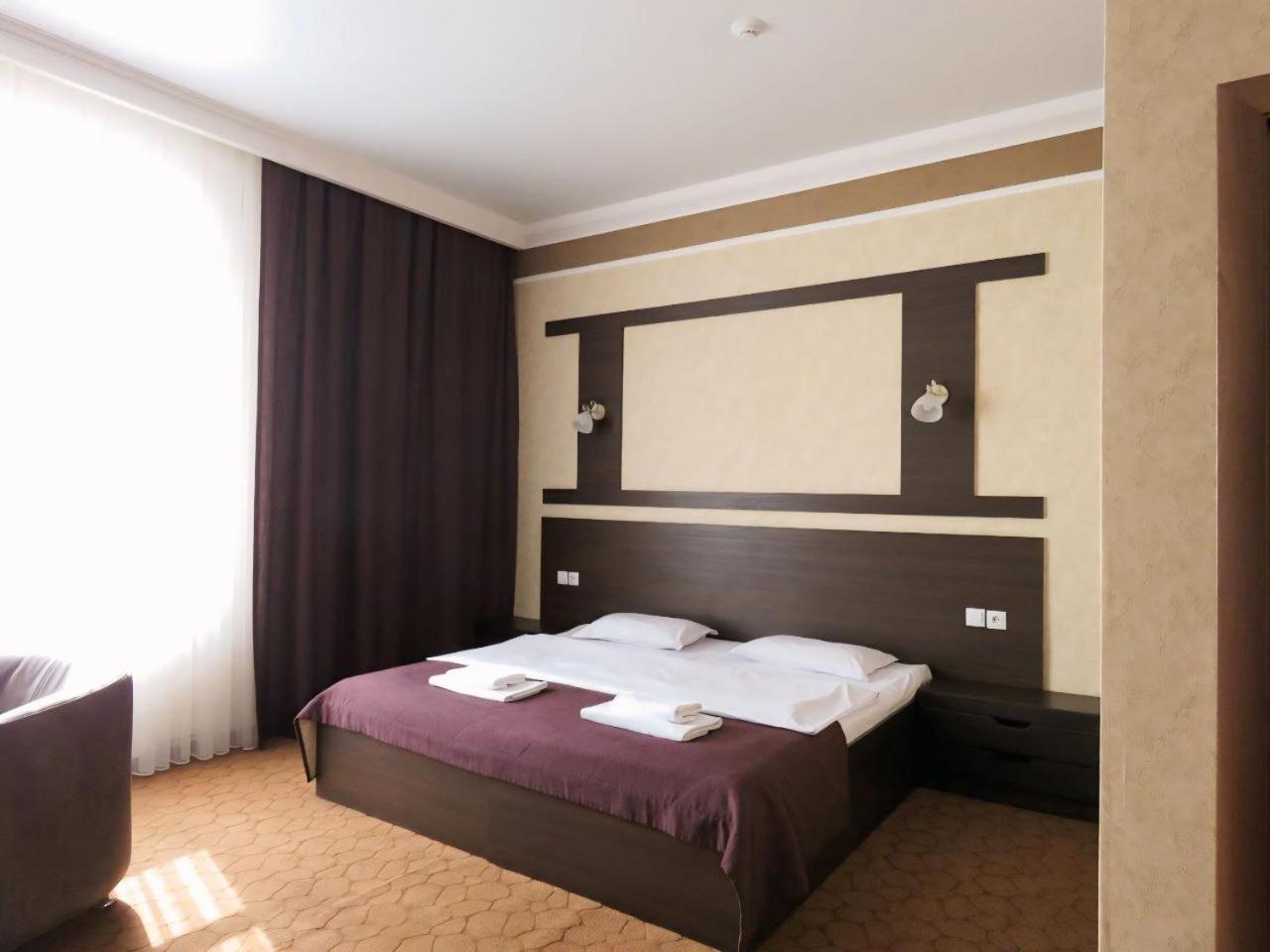 Pride Hotel Taraz Ngoại thất bức ảnh