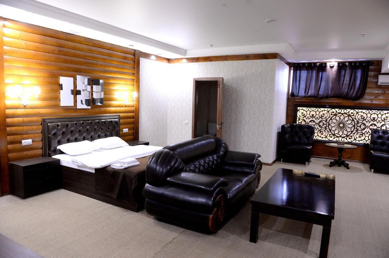 Pride Hotel Taraz Ngoại thất bức ảnh