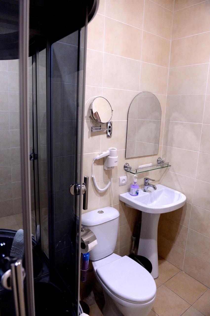 Pride Hotel Taraz Ngoại thất bức ảnh