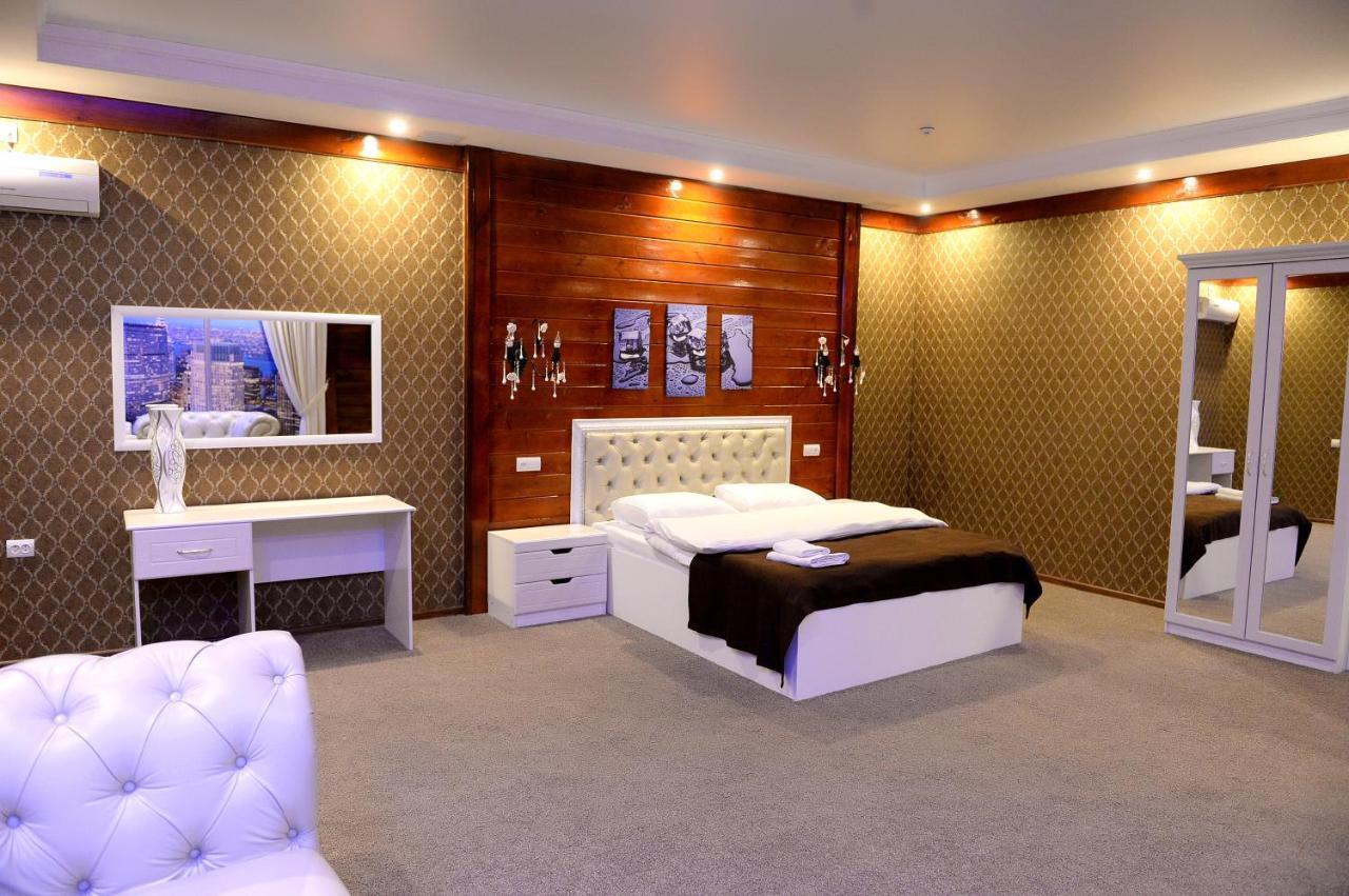 Pride Hotel Taraz Ngoại thất bức ảnh